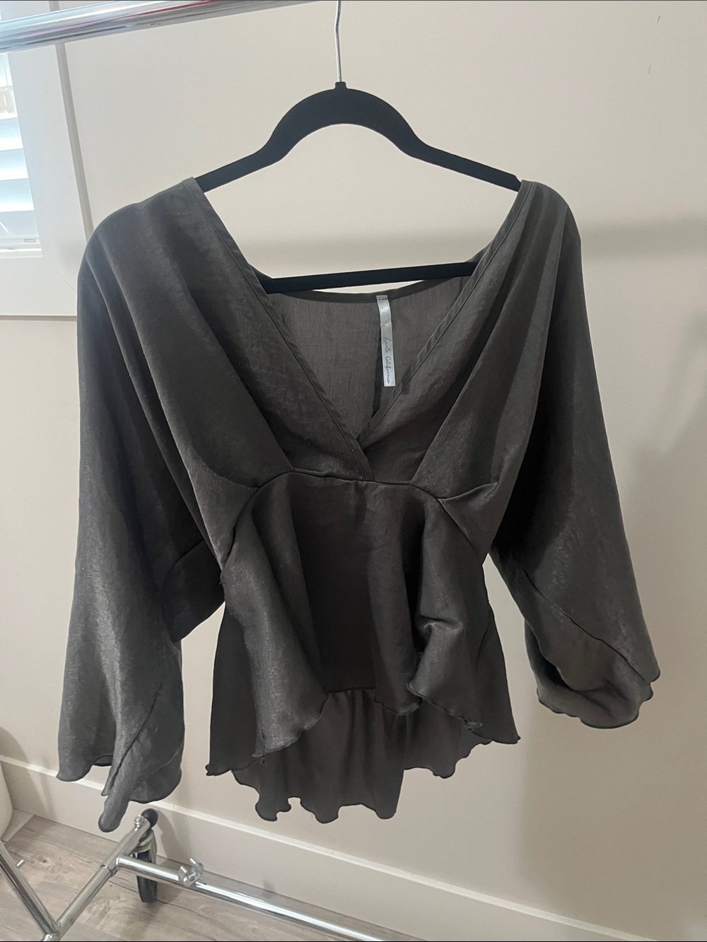 Women's Dark Gray Satin V-Neck Peplum Blouse